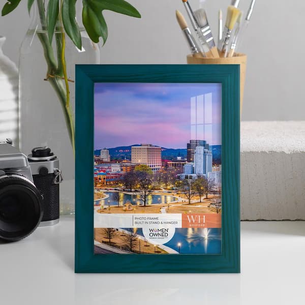 Woodgrain 6 in. x 8 in. Ocean Blue Picture Frame