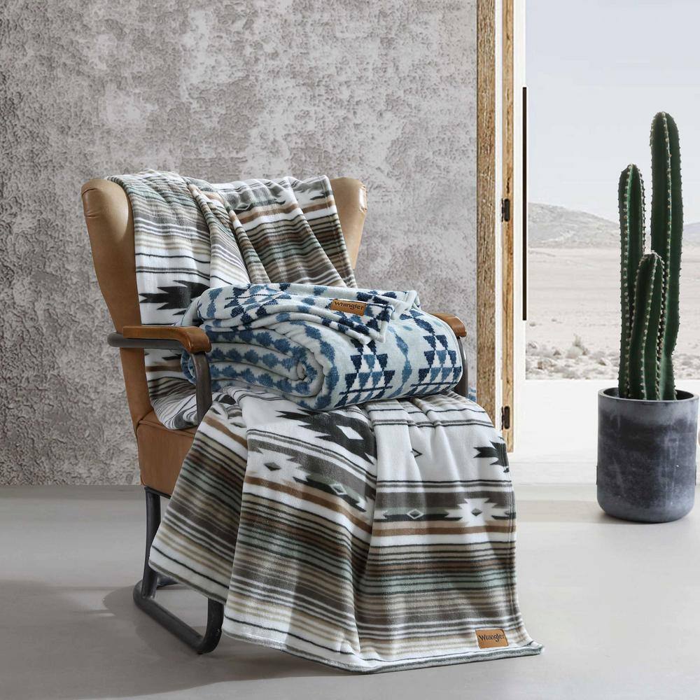 Full Blue and White Reversible Fleece Blanket