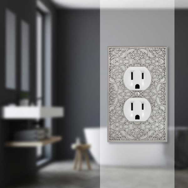 Momfort 1 Gang Duplex Metal Wall Plate - Satin Nickel
