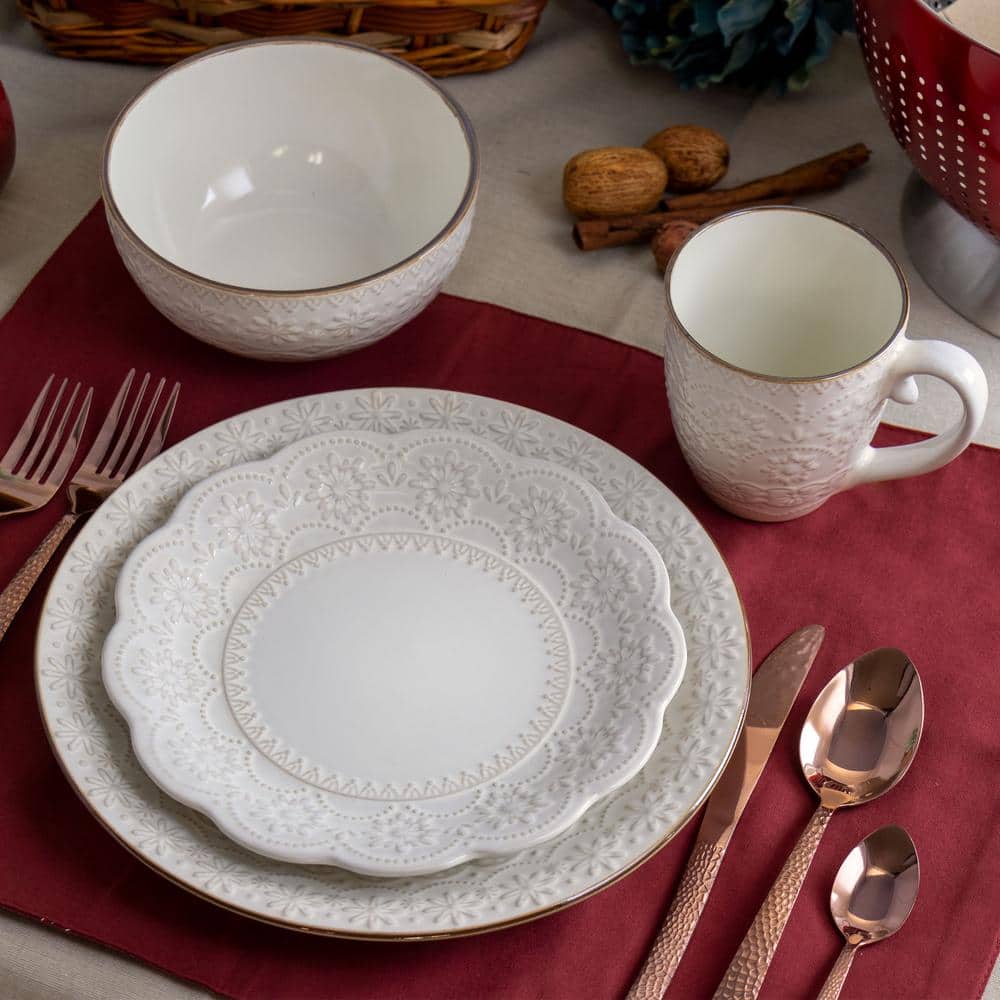 Ivory Embossed Ceramic 16-Piece Dinnerware Set with Scalloped Edges