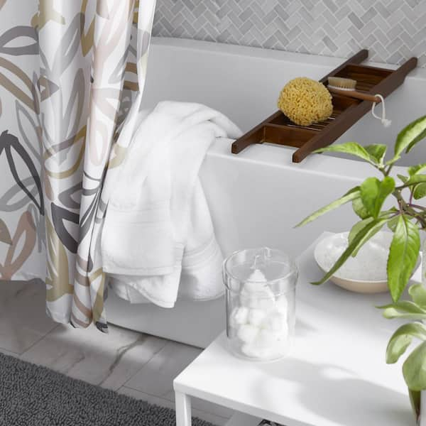 Sapphire Resort 6-Piece White Cotton Plush Bath Towel Set (Odessa Jaquard  Oval Panes) in the Bathroom Towels department at