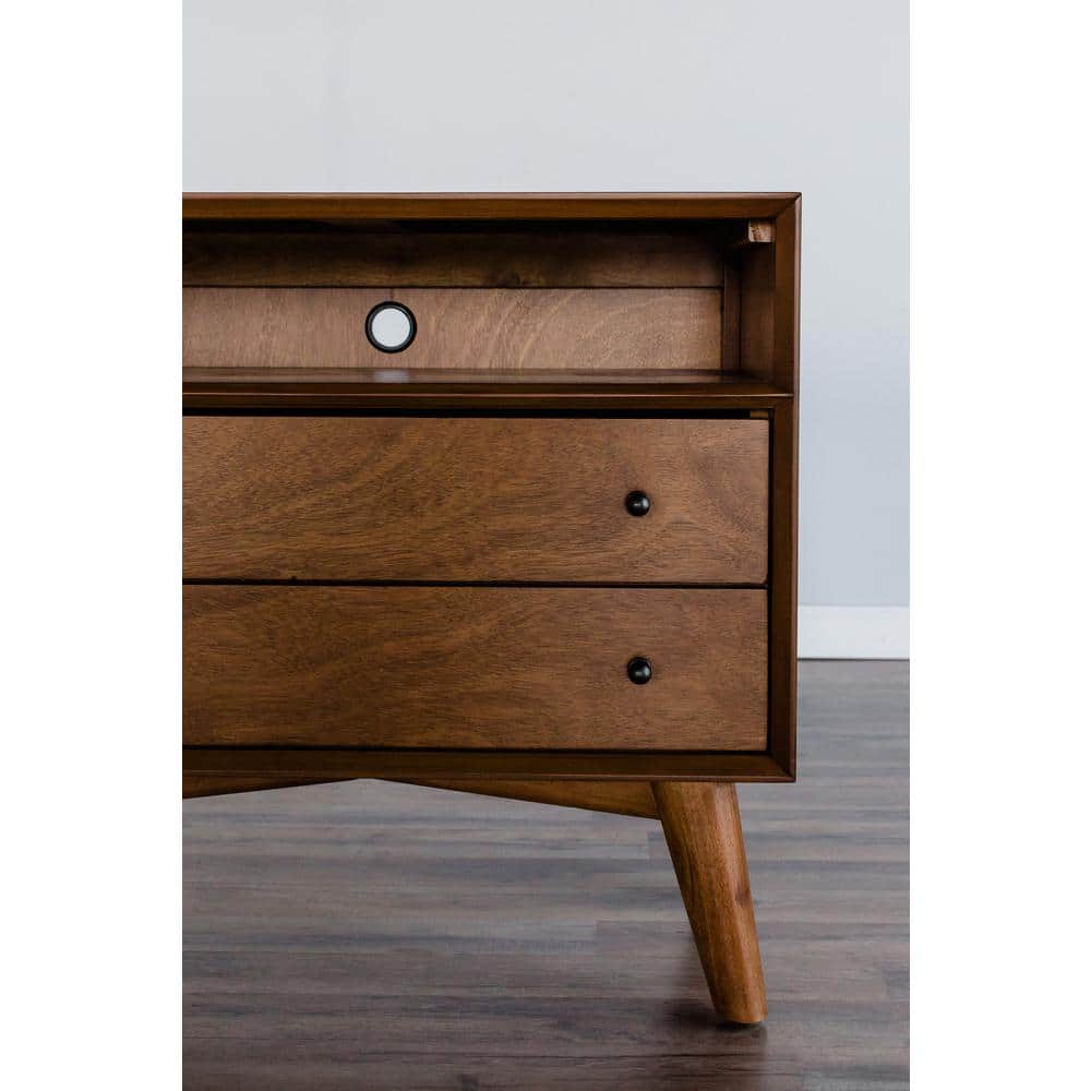 Flynn Grand 28" Brown Mahogany 2-Drawer Nightstand