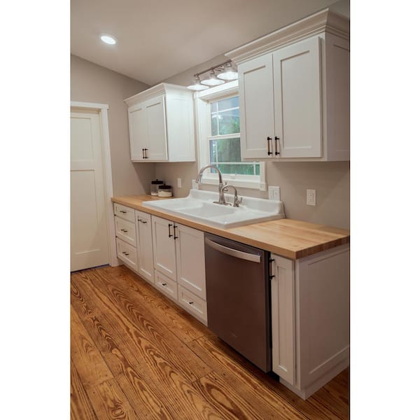 Swaner Hardwood 7 ft. L x 25 in. D x 1.5 in. T Finished Maple