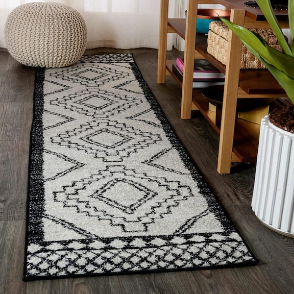 Amir Moroccan Beni Souk Cream/Black 2 ft. x 10 ft. Runner Rug