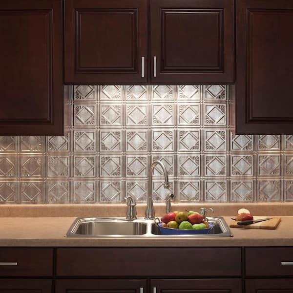 18 in. x 24 in. Traditional # 4 Vinyl Backsplash Panel in Crosshatch Silver (Pack of 5)