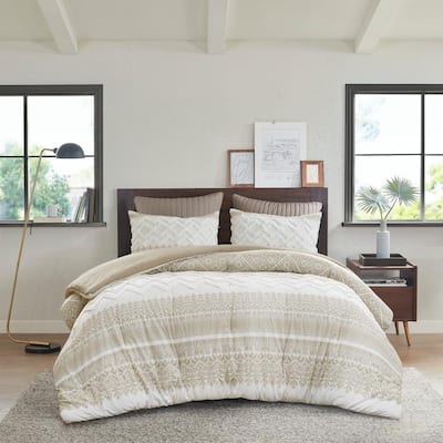 Harleson 3-Piece White Geometric Tufted Chenille and Frayed Cotton King/Cal  King Duvet Cover Set