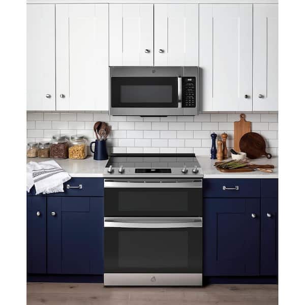 GE 6.6 Cu. Ft. Freestanding Double Oven Electric Convection Range