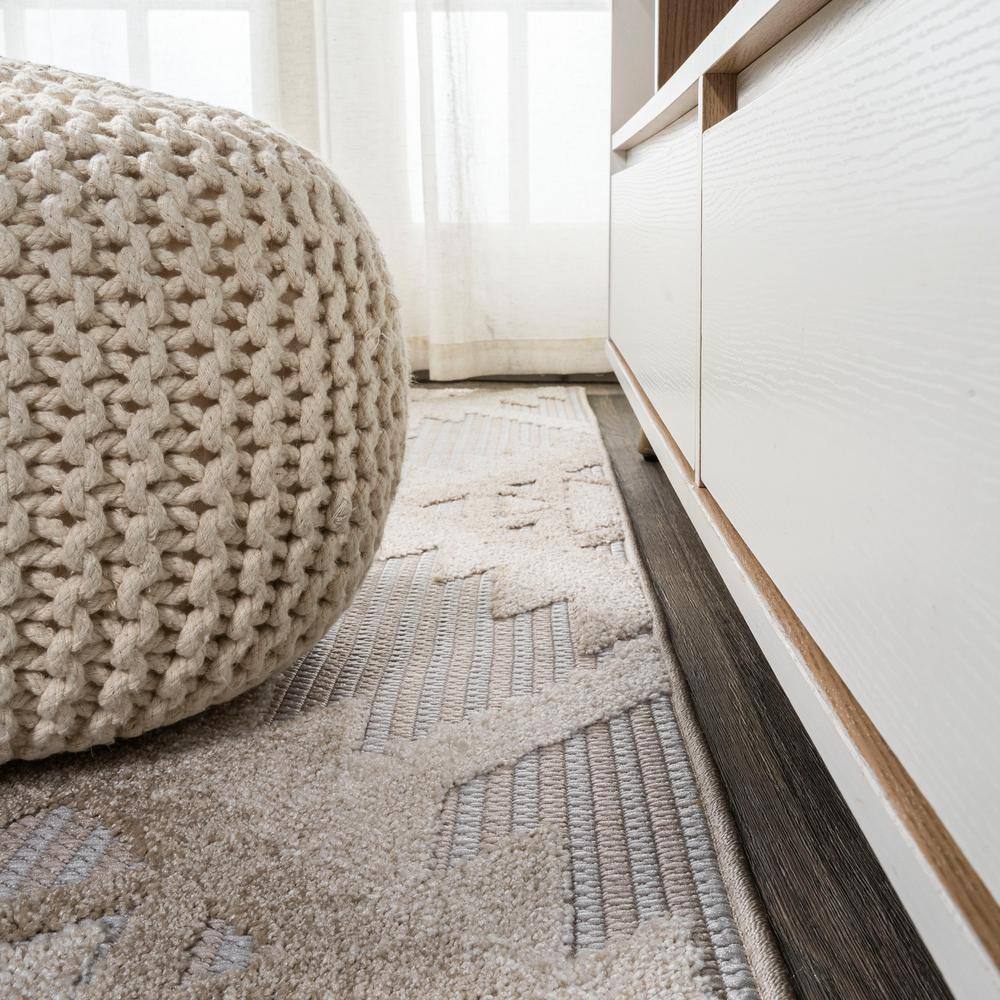 Sumak High-Low Pile Beige/Gray Geometric Indoor/Outdoor Runner Rug