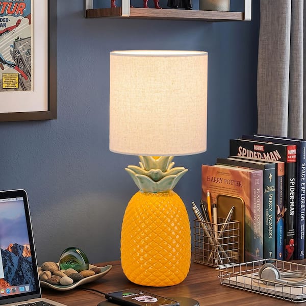 Gilbert portable lamp N.Y.　パイナップル C Cattleya 16.25 in. Pineapple Ceramic Table Lamp with Linen Shade