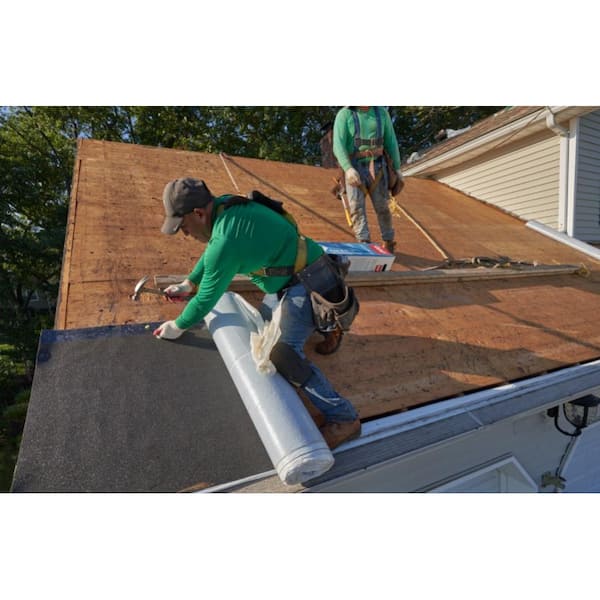 GAF - WeatherWatch 200 sq. ft. Mineral-Surfaced Peel and Stick Roof Leak Barrier Roll