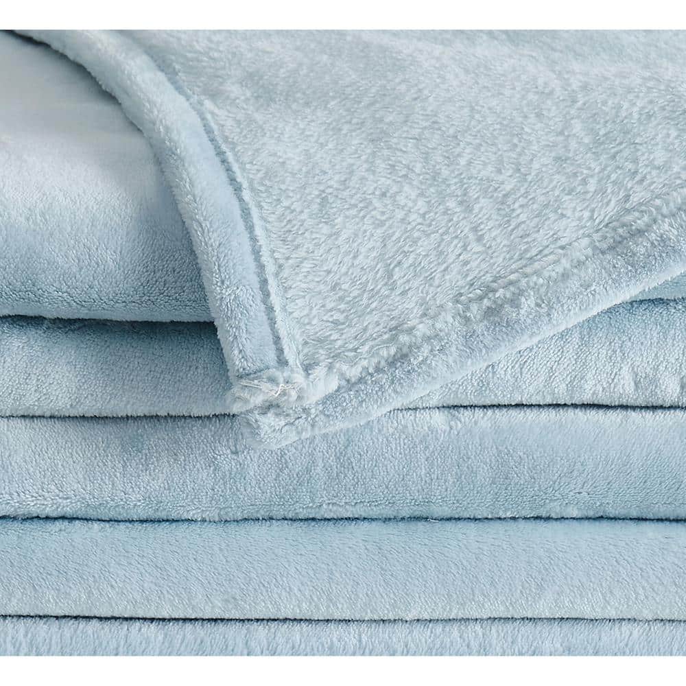 Oversized Light Blue Velvet Plush Family Blanket