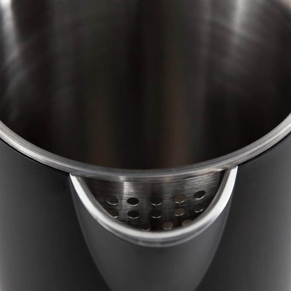 West Bend 1.5 Liter Black Stainless Steel Electric Kettle