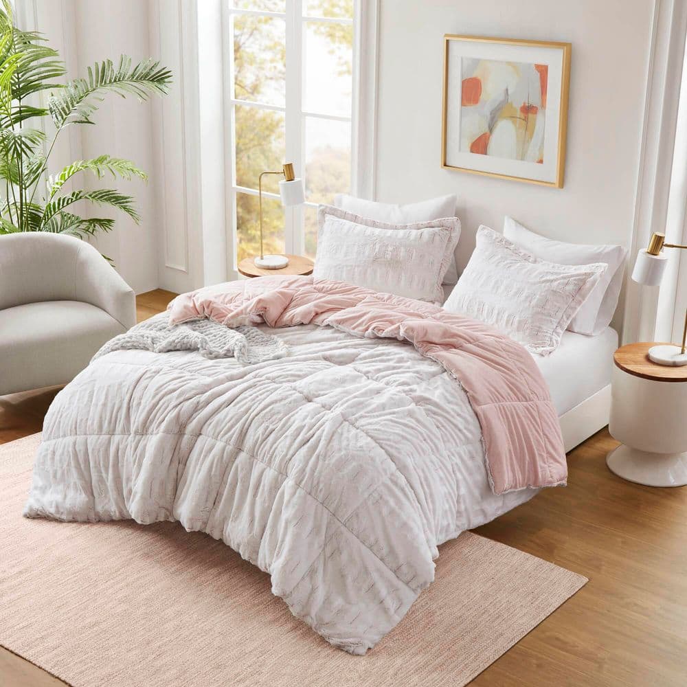 Blush King Faux Fur Reversible Bedspread Set