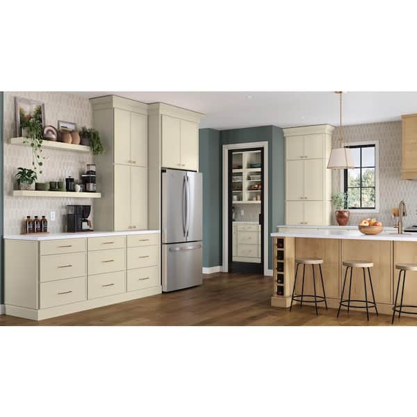 Rossi 14.5 in. W x 0.75 in. D x 14.5 in. H in Whippet Cabinet Door Sample