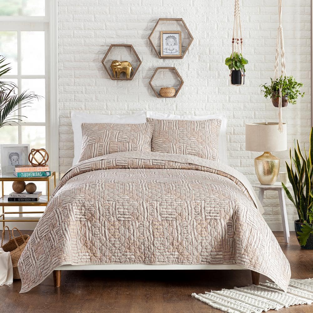 Gray and Taupe Cotton King Quilt Set with Reversible Shams