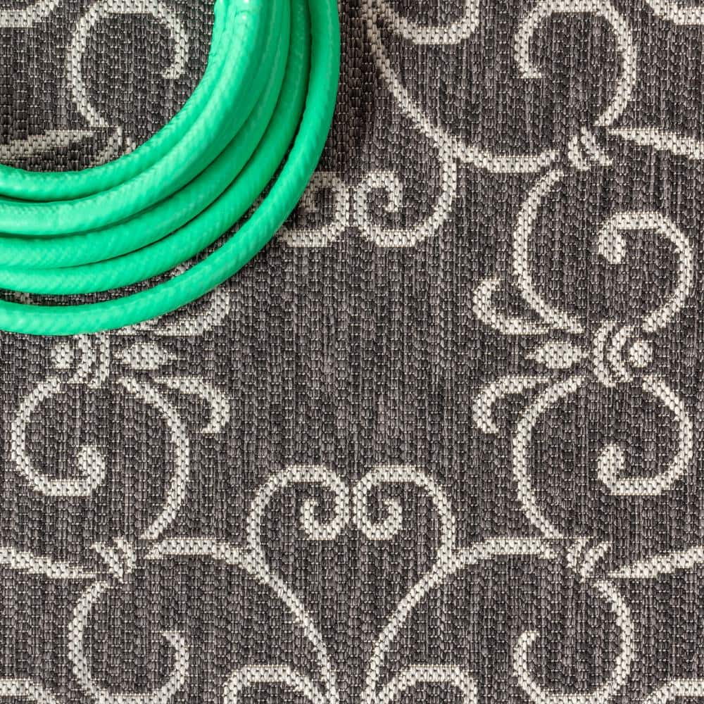 Charleston Black and Gray Filigree 9' x 12' Indoor/Outdoor Area Rug
