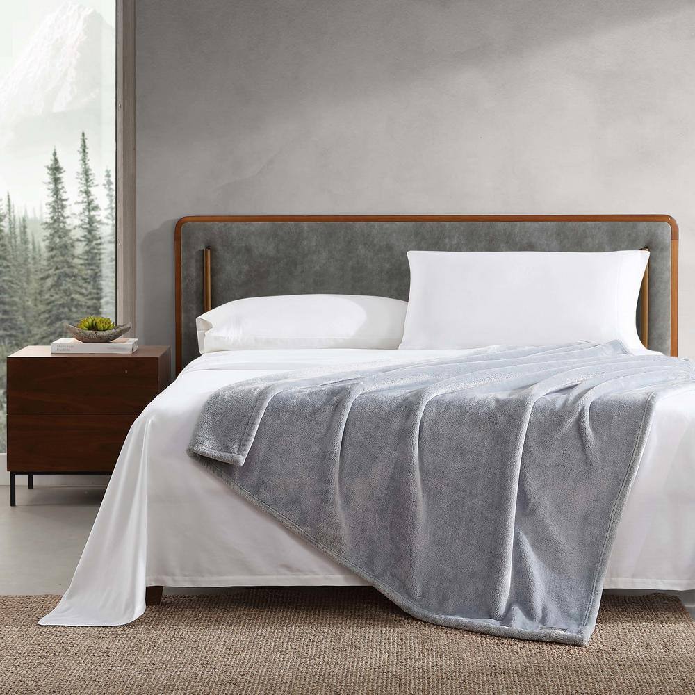 Ultra Lux Soft Plush Gray Reversible Throw Blanket