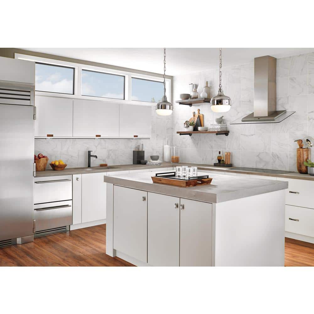 Matte Black Stainless Steel Pull-Out Spray Kitchen Faucet