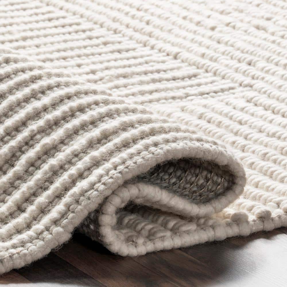 Ivory High-Low Striped Wool and Cotton 4' x 6' Area Rug