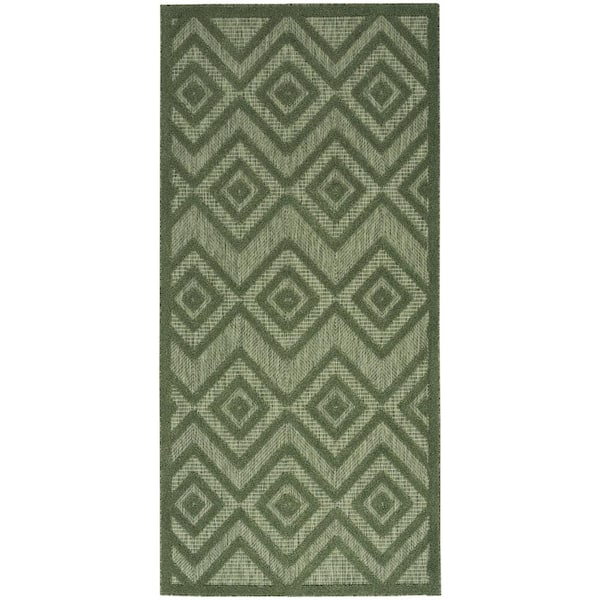 Versatile Green 2 ft. x 4 ft. Diamond Contemporary Indoor Area Rug