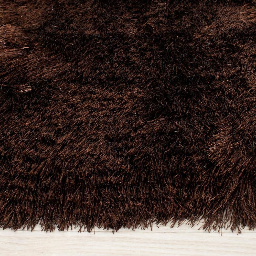 Handmade Chocolate Round Shag Fur Area Rug, 5' x 8'