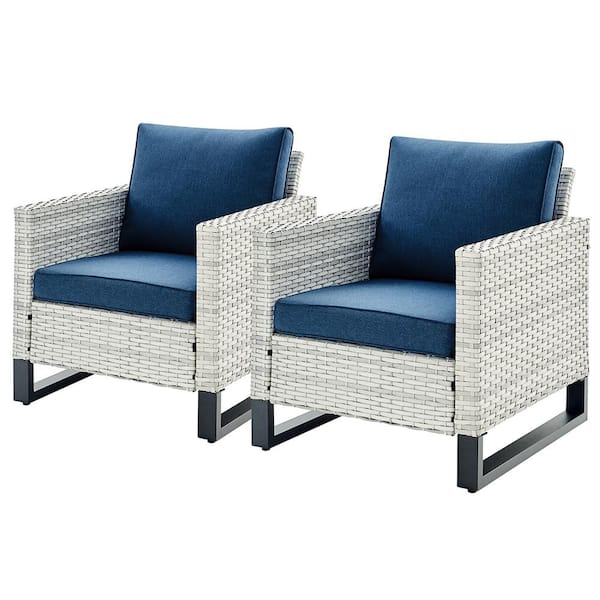 Pocassy LightBeige Wicker Outdoor Patio Lounge Chair with CushionGuard Blue Cushions (2-Pack)