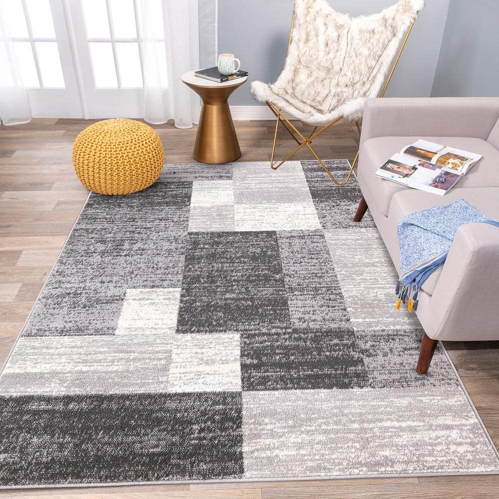 Gray Geometric Easy Care Synthetic Area Rug 8' x 10'