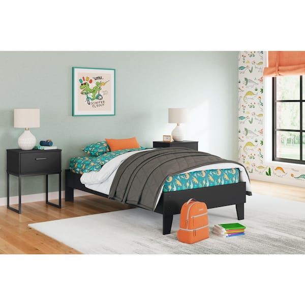 Signature DESIGN BY ASHLEY Socalle Black Wood Frame Twin Platform Bed