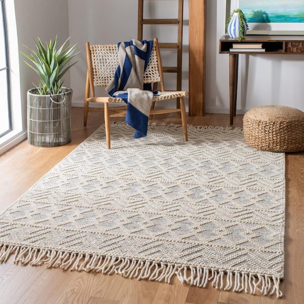 Natura 10 ft. x 14 ft. Ivory/Black Chevron Multi-Diamonds Area Rug