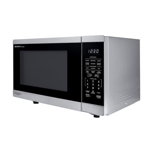 20.4 in 1.4 Cu Ft Electric Countertop Microwave in Stainless Steel