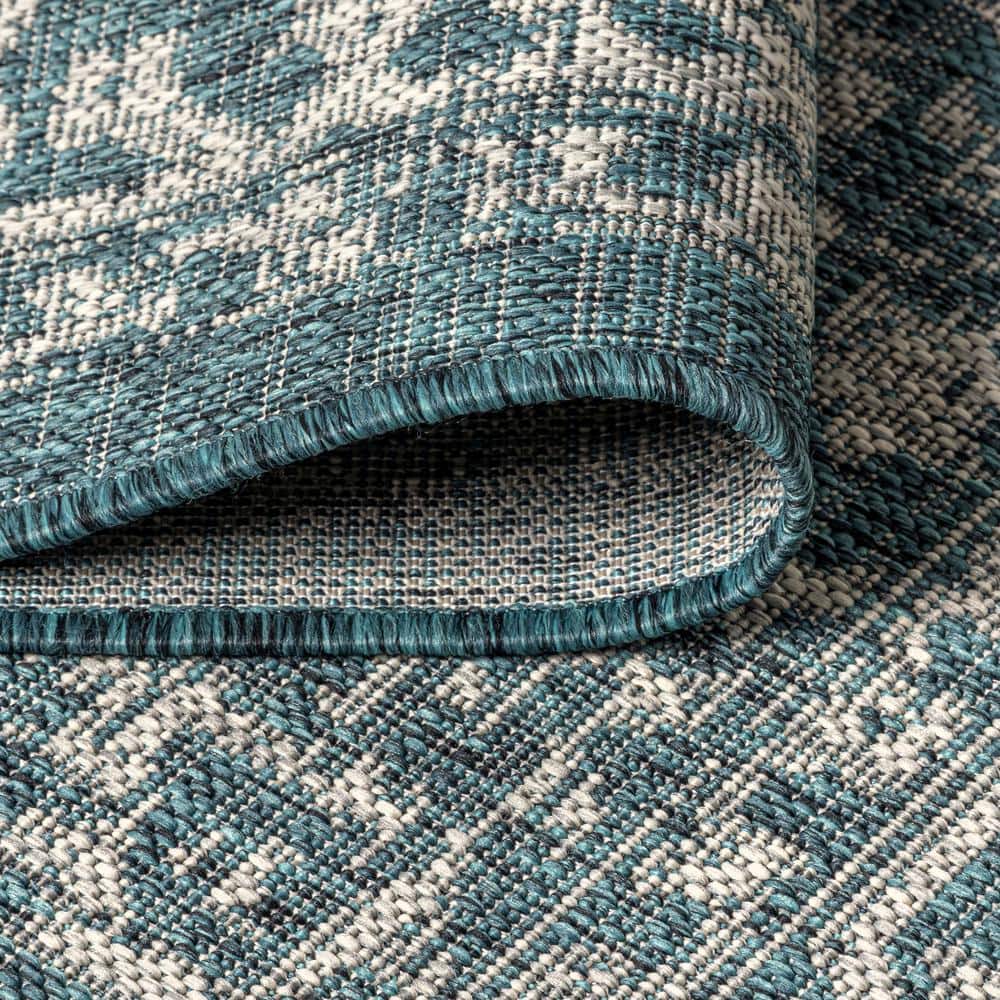 Teal and Gray Synthetic Medallion 8' x 10' Area Rug