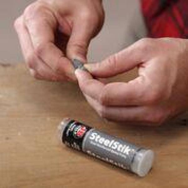 J B Weld Waterweld 2 Oz Epoxy Putty Stick Case Of 6 8277h 6 The Home Depot