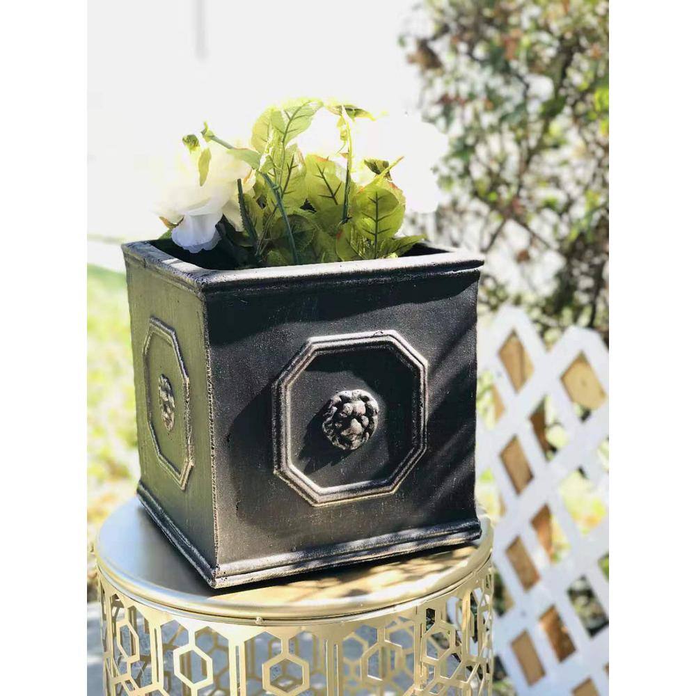 Lion Head Oil Rubbed Bronze Concrete Square Planter