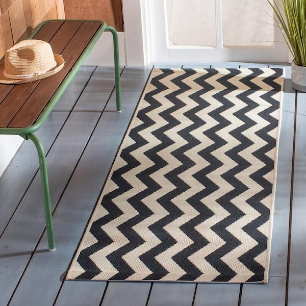 Courtyard Black/Beige 2 ft. x 10 ft. Geometric Indoor/Outdoor Patio  Runner Rug