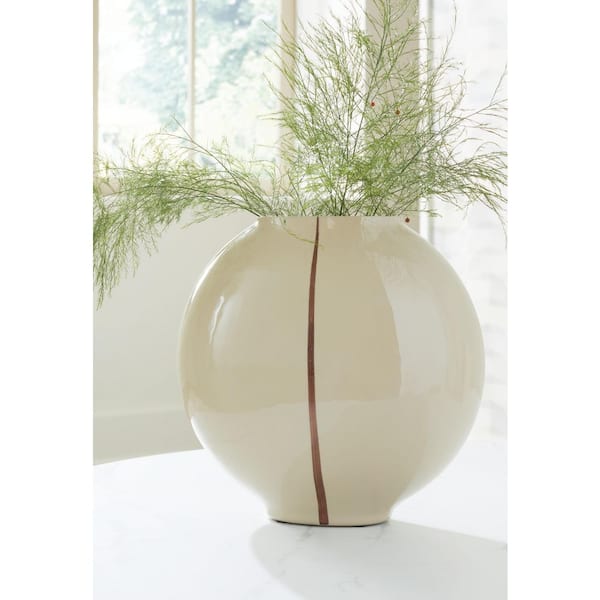 Signature DESIGN BY ASHLEY Sheabourne 13 in. H Beige Glass Round Decorative Vase