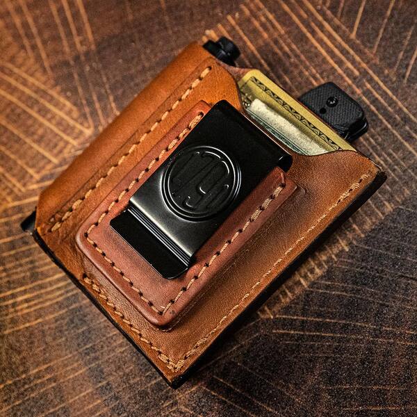 Milwaukee Leather Cable Organizer - Chestnut