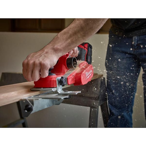 Milwaukee M18 18V Lithium-Ion Cordless 3-1/4 in. Planer (Tool-Only 