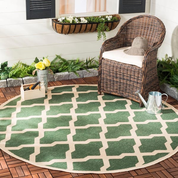 Beach House Green/Creme 7 ft. x 7 ft. Round Trellis Geometric Indoor/Outdoor Area Rug