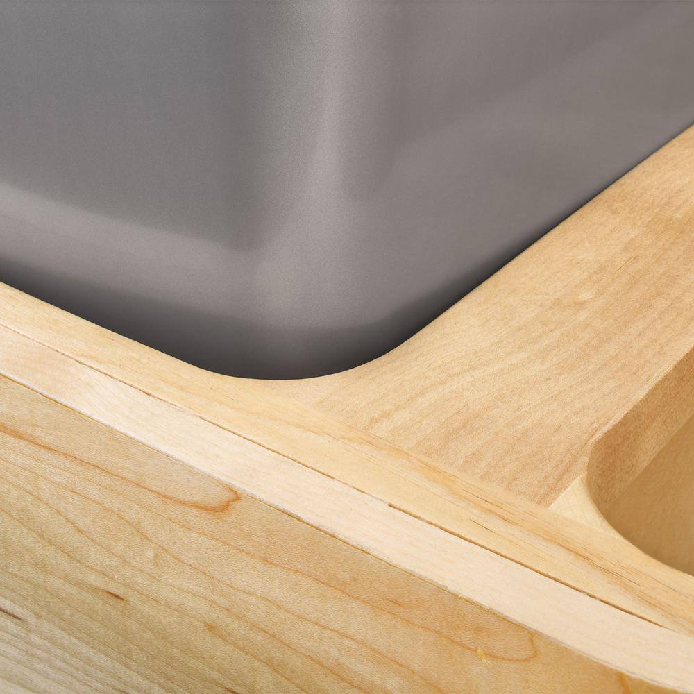 Natural Maple Dual Pull-Out Trash Can with Soft-Close Slides