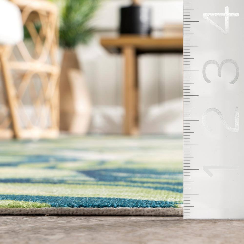 Lisa Green and Blue Synthetic Floral 8' x 10' Area Rug