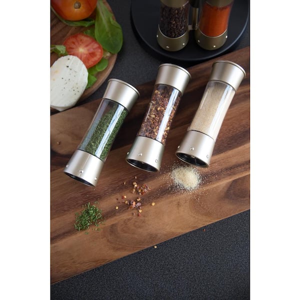 This Awesome Spinning Spice Rack Carousel Has An Auto Measuring Feature For  Each Spice