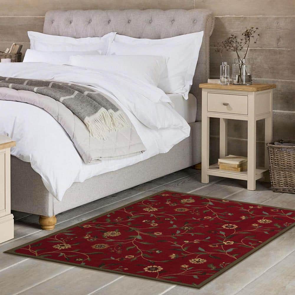 Red Floral Leaves Non-Slip Rubberback 3x5 Area Rug