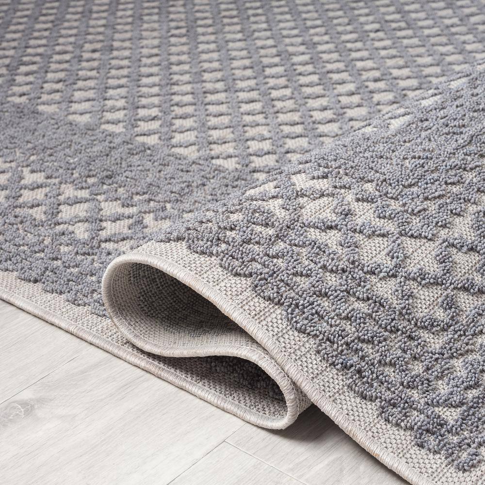 Winona Reversible Blue Geometric 8' x 9' Synthetic Area Rug