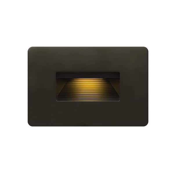 Hinkley Landscape Lighting Luna Horizontal 120v 2700K LED Step Light, Bronze