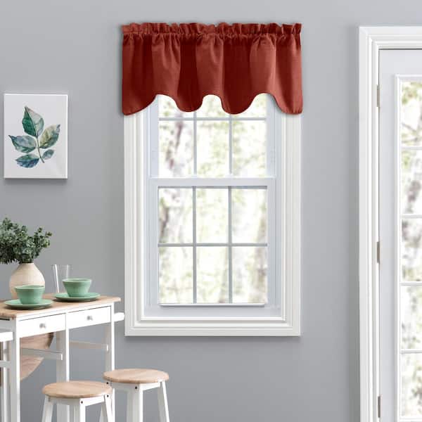 Ellis Curtain Lisa Solid 15 in L. Polyester/Cotton Lined Scallop Valance in Red
