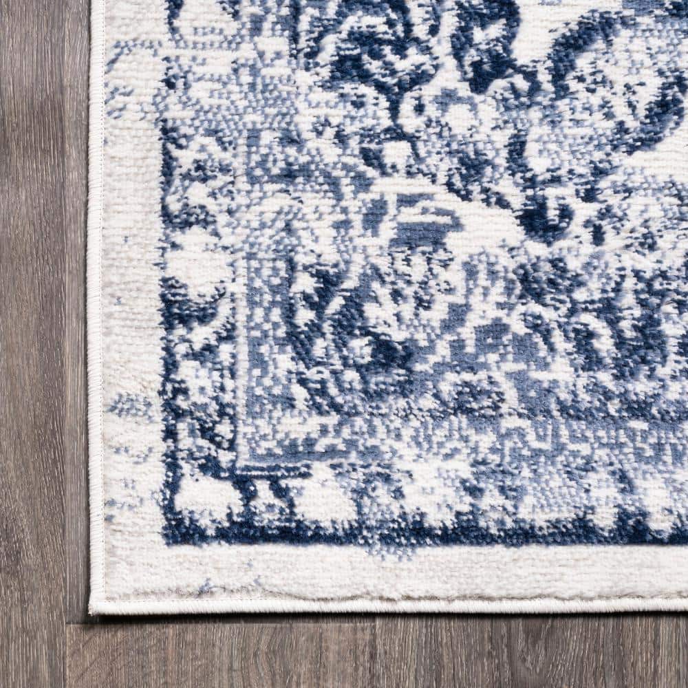 Light Blue/Ivory Reversible Synthetic Area Rug 4' x 6'