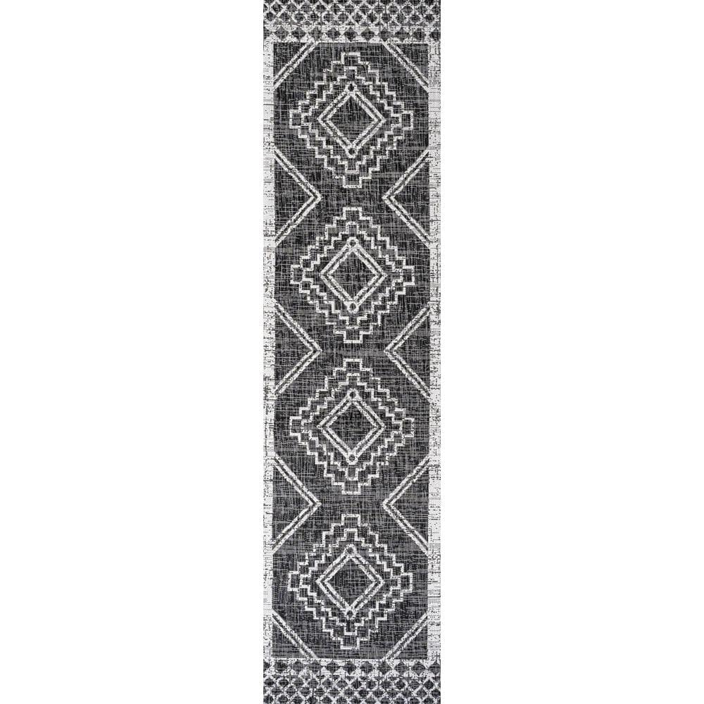 Boho-Chic Black and Ivory Tribal Medallion Washable Area Rug