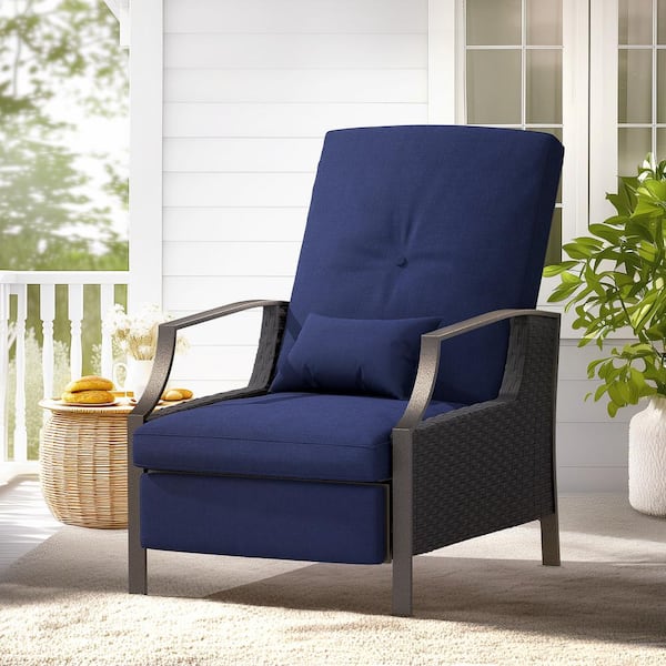 JEAREY Charlotte Navy Wicker Outdoor Chaise Lounge Push Hand Recliner with Cushions