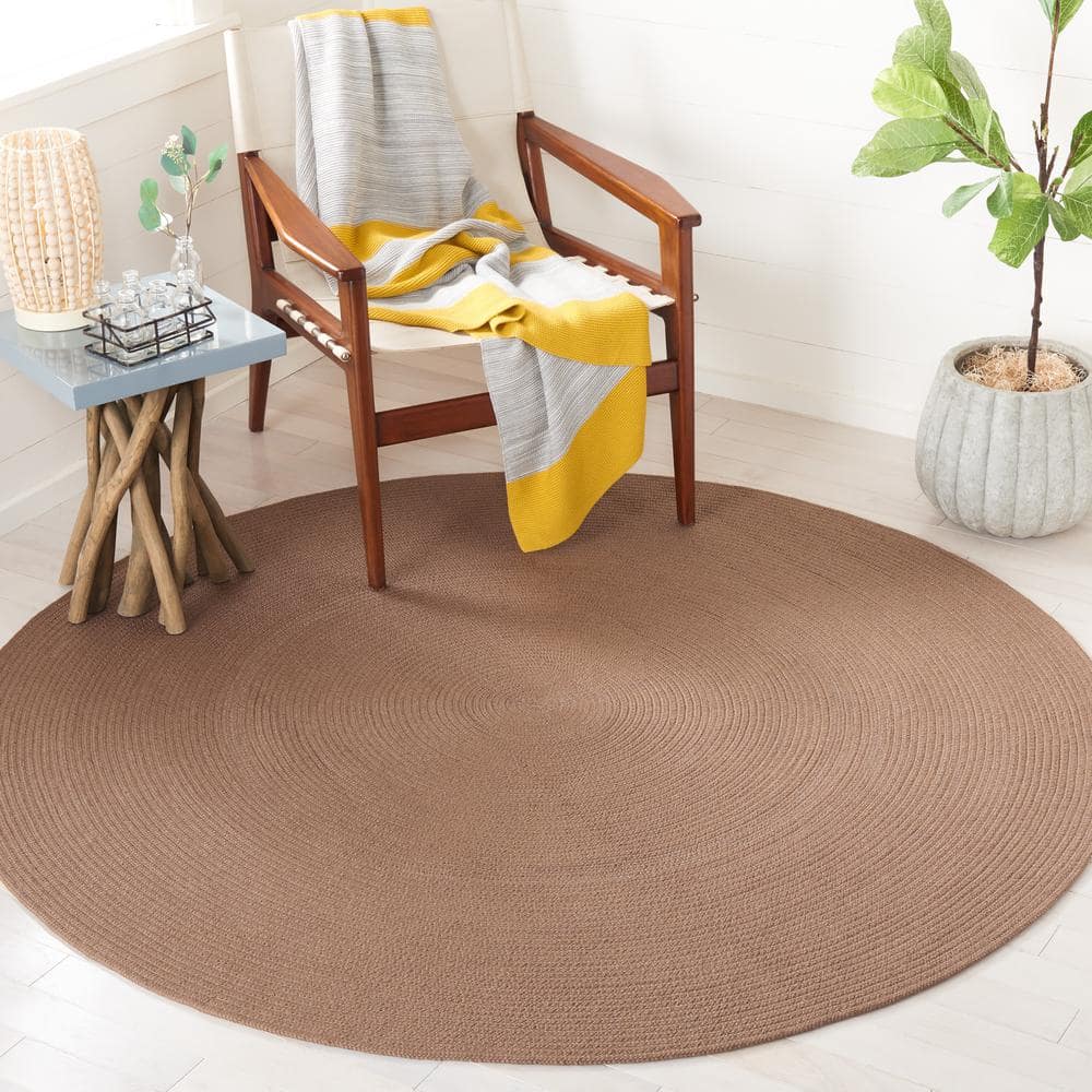 Coastal Charm Handwoven Gray Synthetic 3' Round Braided Rug