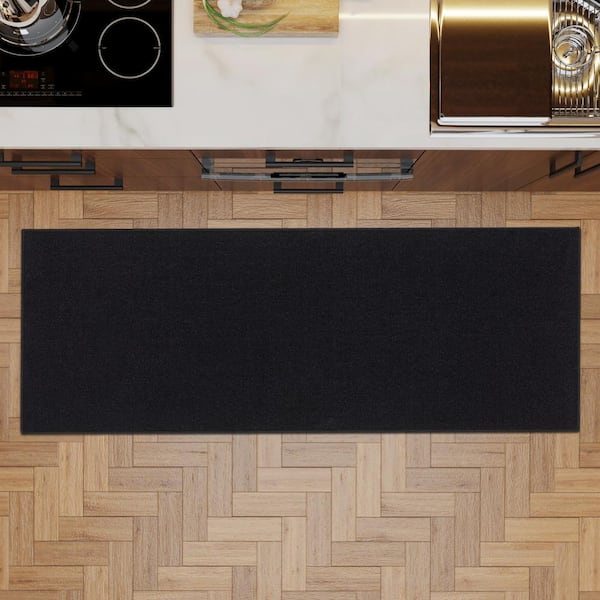 Ottomanson Ottohome Collection Solid Design Black 2 ft. 3 in. x 3 ft. Area Rug